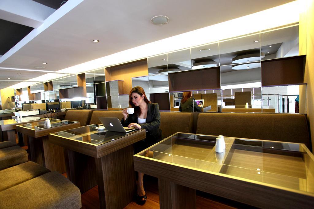 Vio Hotel Pasteur Bandung Luaran gambar